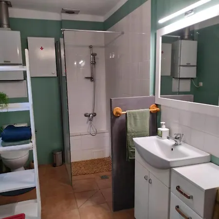 Dom Pod Galazka Semesterbostad Bochnia